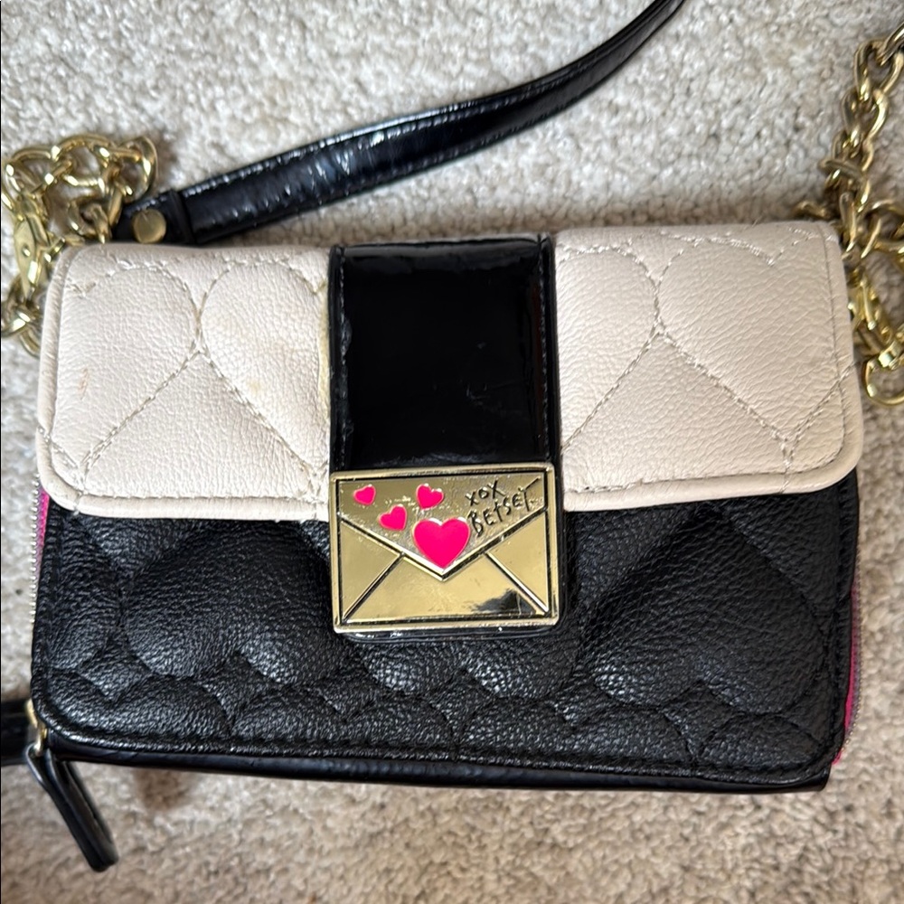 Betsy Johnson purse Stylish Black and Cream Women's Bag
